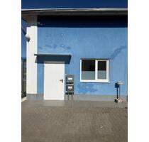 BüroLagerraum zu vermieten - 700,00&nbsp;EUR Kaltmiete, ca.&nbsp; 70,00&nbsp;m&sup2; in Rheinbach (PLZ: 53359)