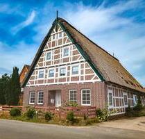 schöne, großzügige Wohnung über drei Etagen zu vermieten! - Jork