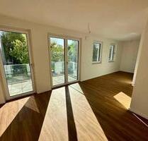 Sonnige Neubauwohnung mit hochwertiger Einbauküche und Balkon - Berlin Pankow