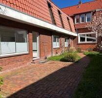 5 ZKB 102qm Erdgeschoss-Wohnung mit Garten Zentral Norden