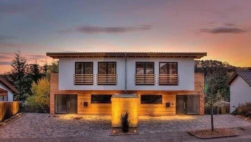 Foto - Doppelhaushälfte - 2.000,00&nbsp;EUR Kaltmiete, ca.&nbsp; 220,00&nbsp;m&sup2;