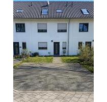 Stadt trifft Natur: 5-Zimmer-Haus mit Seenähe - Berlin Reinickendorf