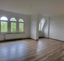 Großzügige 4-Raum-Wohnung mit Blick ins Saaletal in Naumburg - Naumburg (Saale)