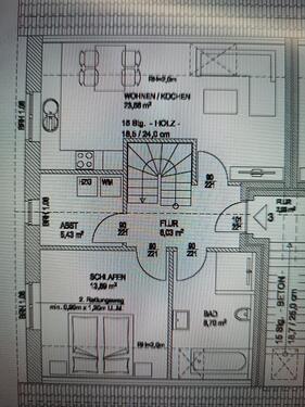 Foto - 4-Zimmer Dachgeschoss-Wohnung mit 2 Stellplätze, in ruhiger Lage
