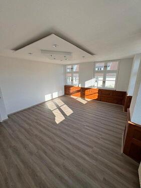 Foto - Provisionsfreie kernsanierte 5-Zimmer-Wohnung