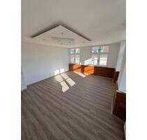 Provisionsfreie kernsanierte 5-Zimmer-Wohnung - Ochsenhausen