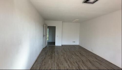 Foto - Wohnung 85 Quadrat 4 Zimmer in ruhiger Nachbarschaft