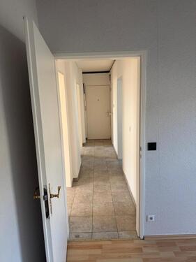 Foto - 3-ZKB Dachgeschosswohnung + Garage in Mannheim-Rheinau - Auch WGs