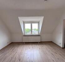 Helle 1-Zimmer-Dachgeschosswohnung mit super ÖPNV-Anbindung - Bielefeld Heepen