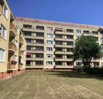 Gut geschnittene 3-Zimmer-Wohnung mit Balkon - Bremen Burglesum