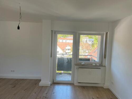 Foto - 3 Zimmer-Wohnung komplett neu saniert