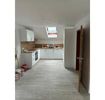 Komplett renovierte 4-Zimmer DG Wohnung in Steinenbronn