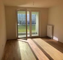 Helle, moderne 2-Zimmer-Wohnung mit Loggia und TG-Stellplatz - München Sendling-Westpark