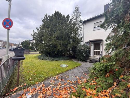 Foto - Doppelhaushälfte für Firma, Gewerbetreibende oder Monteure zu vermieten