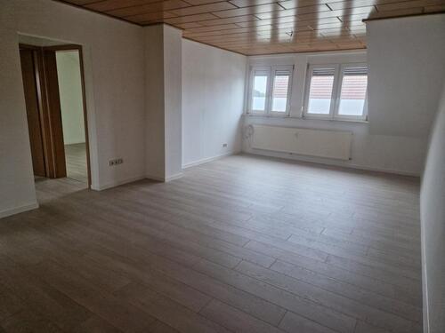 Foto - Schöne DG-Wohnung mit Balkon in Waghäusel