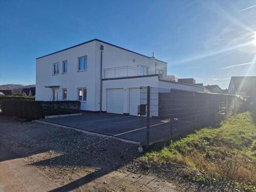 Foto - Moderne Erdgeschosswohnung mit 5 Zimmern zu vermieten!