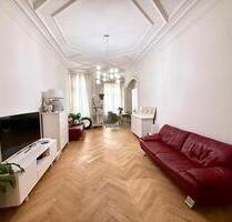 Altbau-Wohnung, Wiesbaden Mitte, nahe RMCc & RE Museum