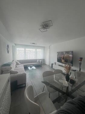 Foto - Sanierte 2 Zimmer Wohnung mit Balkon und Einbauküche