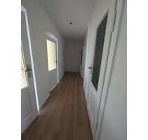 +++FREUNDLICHE 2,5-R. WHG+M. BALKON+DUSCHBAD M. FENSTER+1.OG!!!+++ - Bennewitz +++FREUNDLICHE 2,5-R. WHG+M. BALKON+DUSCHBAD M. FENSTER+1.OG!!!+++ - Bennewitz