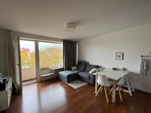 Foto - Von Privat: 2-Zimmer-Wohnung in bester Lage mit Balkon & TG