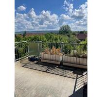 Schöne, helle 3-Zi.-Maisonette-Whg., Balkon, Stellplatz, Wannenba - Hildesheim Bockfeld