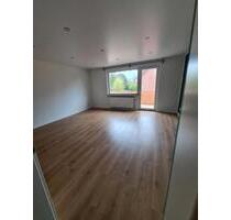 Stilvolle 2-Zimmer-Wohnung mit Balkon im Ortskern von Winsen - Winsen (Aller)