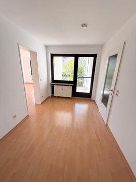Foto - Helle 2-Zimmer-Altbauwohnung in Unterschleißheim
