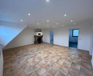 Attraktive und vollständig renovierte 3,5 - Zimmer Wohnung - Essen Stadtbezirk VI