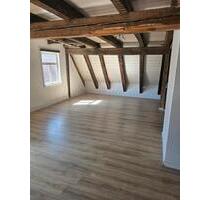 Wohnung zu Vermieten - 1.500,00&nbsp;EUR Kaltmiete, ca.&nbsp; 140,00&nbsp;m&sup2; in Frickenhausen (PLZ: 72636)