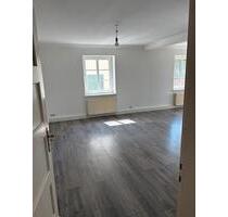 feine Wohnung mit Weserblick - 430,00&nbsp;EUR Kaltmiete, ca.&nbsp; 70,00&nbsp;m&sup2; in Petershagen (PLZ: 32469)