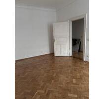 WG -Untermieter ab dem 01.01.26 1 Zi oder zwei 2 Zi in Neuhausen - München Moosach