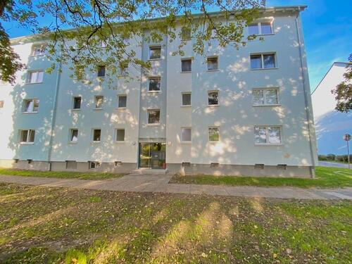 Foto - Geräummige 3 Zimmer Wohnung mit Balkon!
