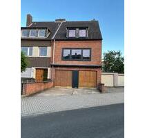 Einfamilienhaus - 1.350,00&nbsp;EUR Kaltmiete, ca.&nbsp; 110,00&nbsp;m&sup2; in Jülich (PLZ: 52428)