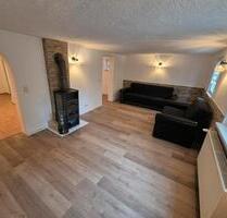 Wohnung zu vermieten mit Einbauküche, Terrasse und Parkplatz - Koblenz Arenberg-Immendorf