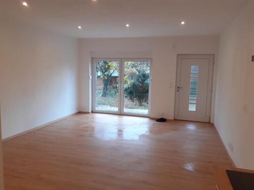 Foto - Reihenhaus, ca. 55 m², Raum Iffezheim, ab 01.05