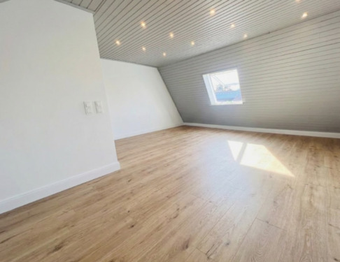 Foto - Großzügiges Reihenhaus in Memmelsdorf mit Garten Garage und EBK