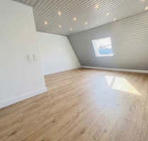 Großzügiges Reihenhaus in Memmelsdorf mit Garten Garage und EBK