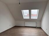 Foto - 2-Zimmer-Wohnung im DG mit Balkon!