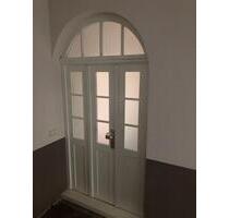 Sanierte Drei Raum Wohnung - 395,00 EUR Kaltmiete, ca.  75,00 m² in Aschersleben (PLZ: 06449)