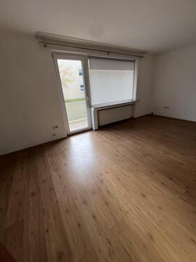 Foto - Zuhause ankommen – ruhige 2-Zimmer-Wohnung mit Balkon im gepflegten Mehrfamilienhaus