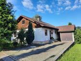 Foto - Einfamilienhaus mit großem Garten – Wohnen auf einer Ebene