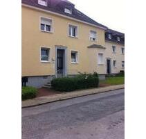 Bei VIVAWEST die Sonnenstrahlen auf dem eigenen Balkon genießen. - Essen Stadtbezirk III