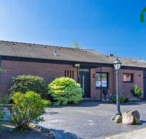 Moderner Wohntraum in der Hengelage: Renovierter Bungalow mit Wintergarten, Garage und großem Garten - Quakenbrück