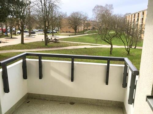 Foto - Gut geschnittene 3-Zimmer-Wohnung mit Balkon