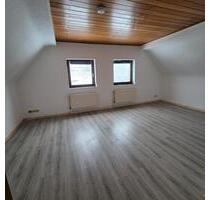 3 Zimmer Obergeschoss WohnungStellplatz Garage - Langwedel