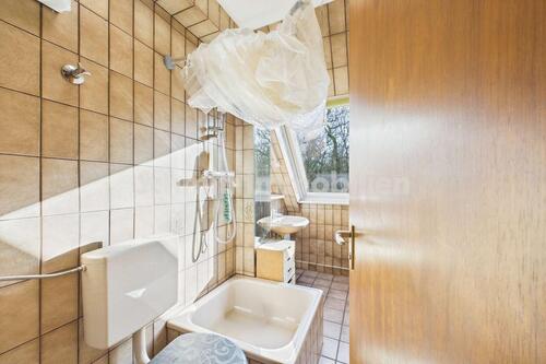 Foto - 1 Zimmer Dachgeschoßwohnung zur Miete in Frankfurt am Main