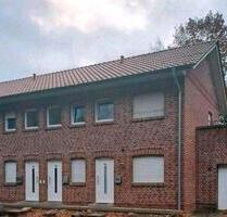 45 qm Wohnung 1. OG Wohnküche Schlafzimmer Bad - Lastrup