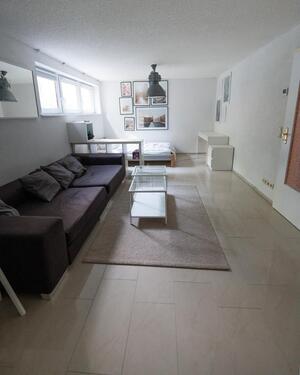 Foto - Ein Zimmer Einliegerwohnung möbliert zu vermieten