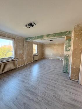 Foto - Ideal für Handwerker: günstige EG-Wohnung (ca. 100 m²)