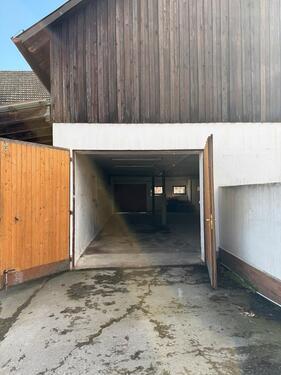 Foto - Lagerhalle zu vermieten - 350,00&nbsp;EUR Kaltmiete, ca.&nbsp; 1,00&nbsp;m&sup2;